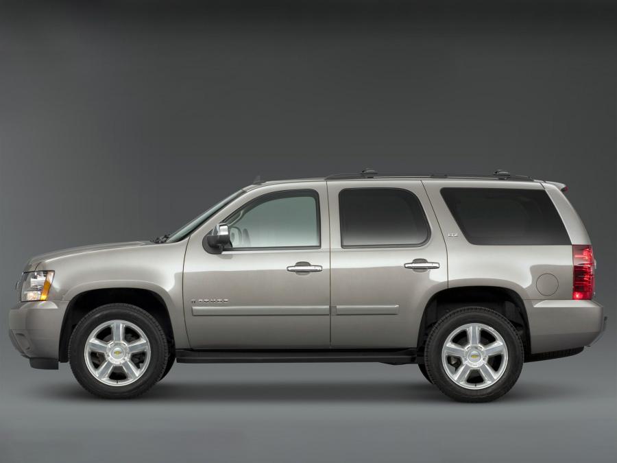  Chevrolet Tahoe 2006 года  (фото 13 из 32)